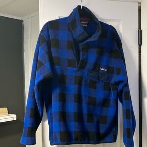 Patagonia Men's Blue and Black Buffalo Plaid Fleece Jacket